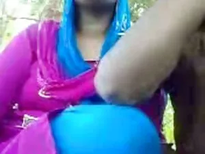 Hot Mom Carly Bell j ...