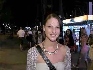Cynthia Lavigne se f ...